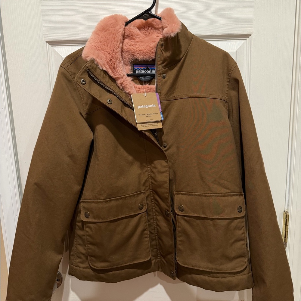 Patagonia Women's Utility Jacket in Brown with Pink Fleece